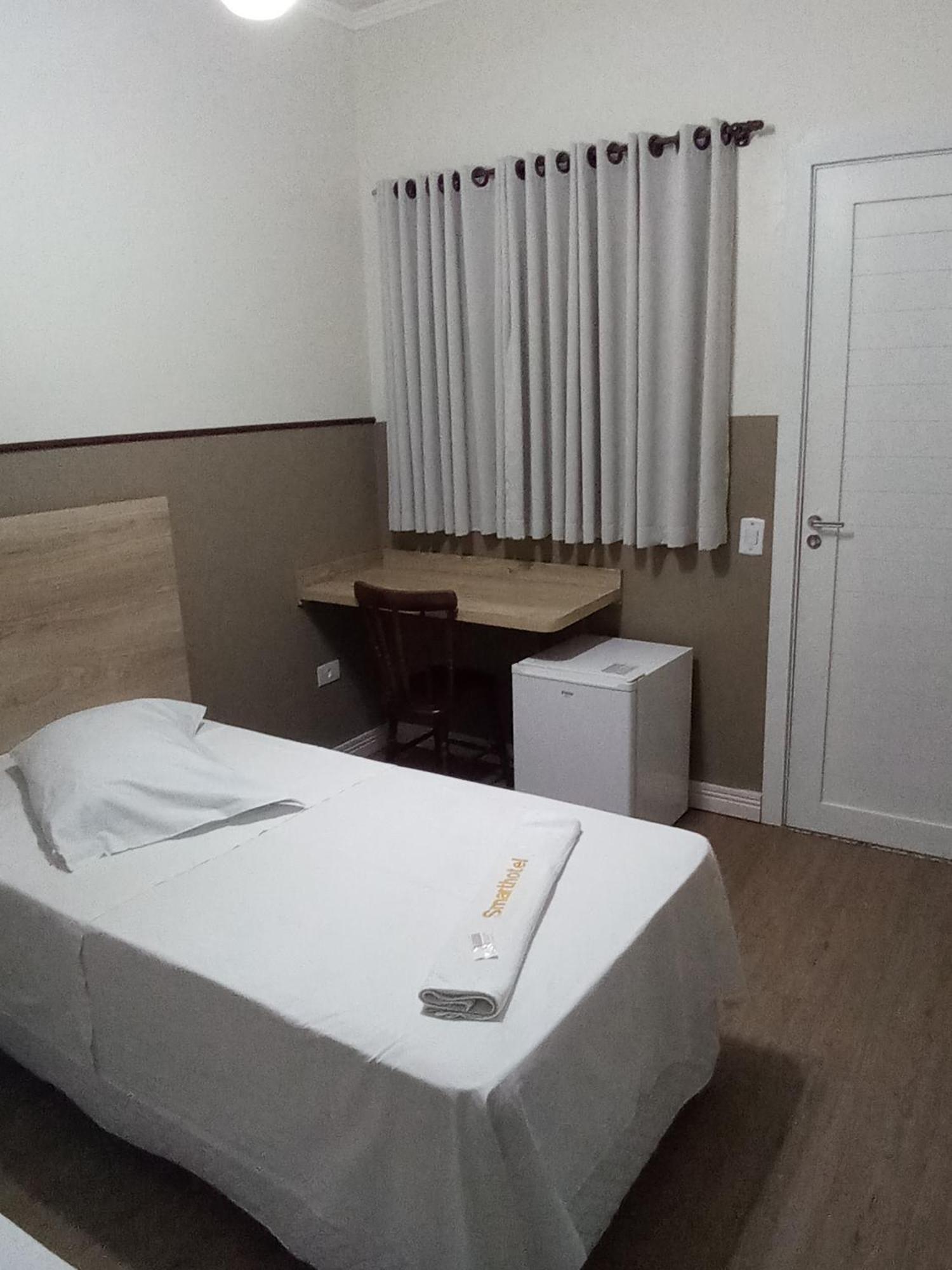 Smart Hotel Registro  Szoba fotó
